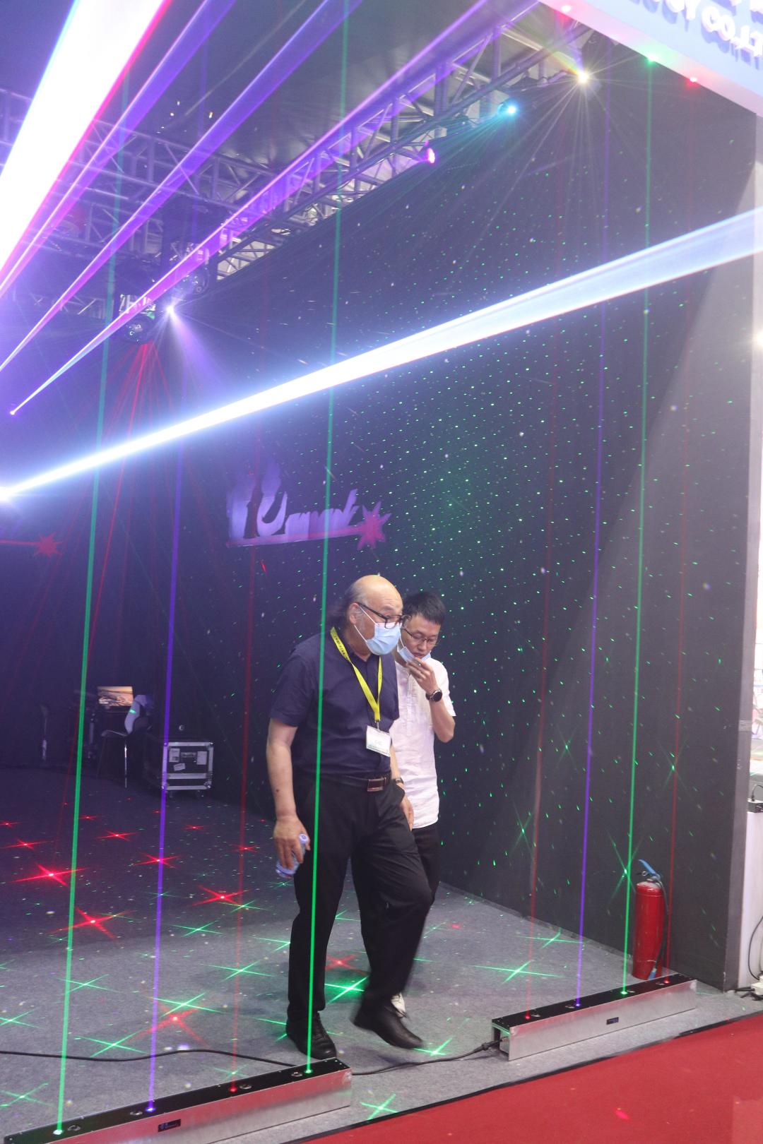 雷色光电参加GET show 广州（国际）演艺设备、智能声光产品技术展览会(图19)